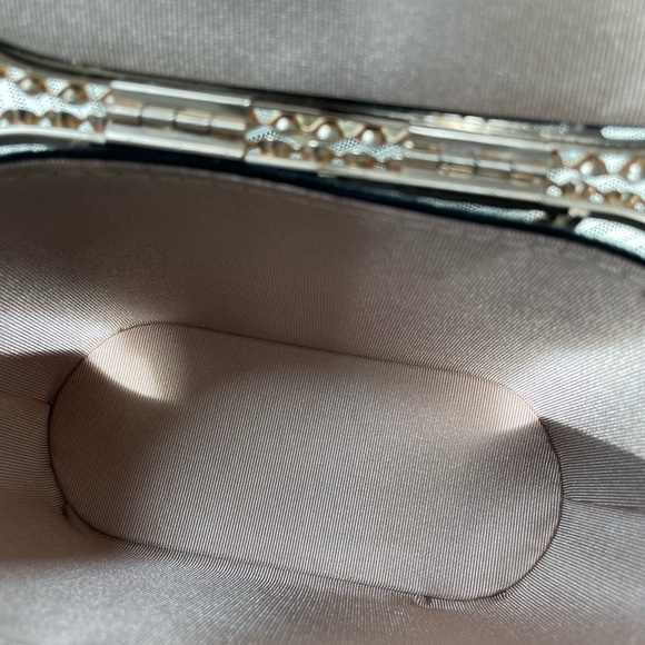 Synthetic Pearl Top-Handle Metal Bucket Bag Crystal Evening Purse (used once) - Picture 4 of 8